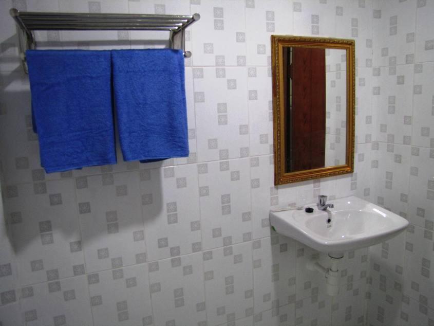 Hotel Mitra Garden Pangkal Pinang Kamer foto